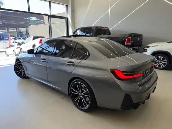 BMW-320i-2024