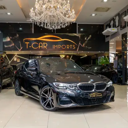 BMW-320i-2022