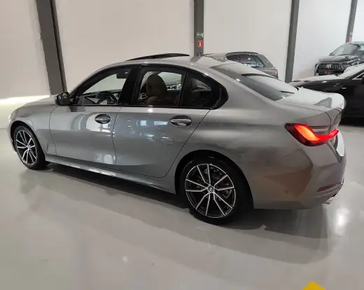 BMW-320i-2024