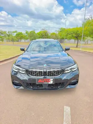 BMW-320i-2020
