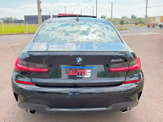 BMW-320i-2.0 16V TURBO GASOLINA M SPORT AUTOMÁTICO BMW-320i-2020