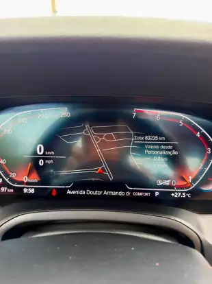BMW-320i-2020