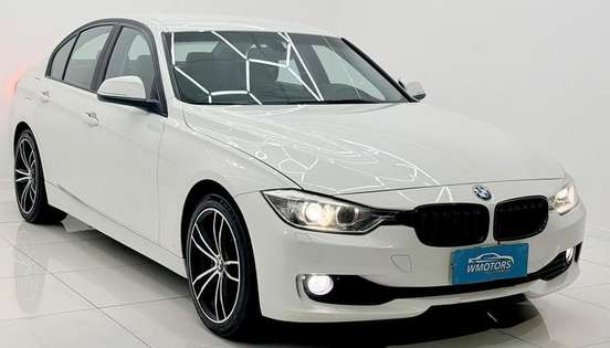 BMW-320i-2014