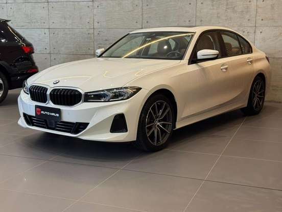 BMW-320i-2024