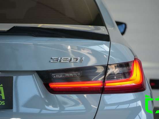 BMW-320i-2.0 16V TURBO FLEX M SPORT AUTOMÁTICO BMW-320i-2023