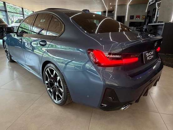 BMW-320i-2025