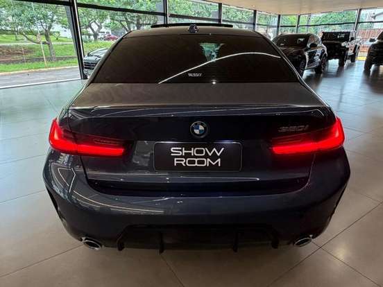 BMW-320i-2025