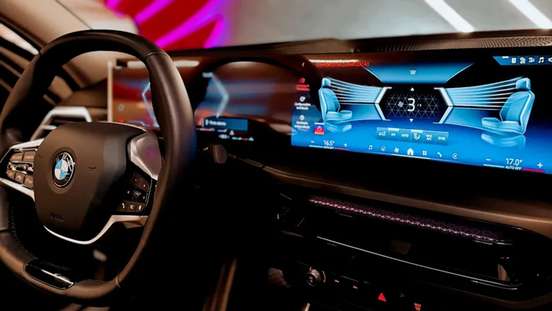 BMW-320i-2024