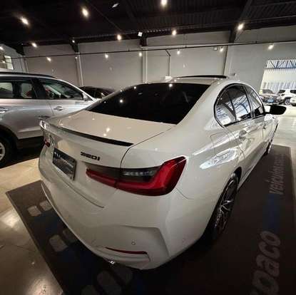 BMW-320i-2024