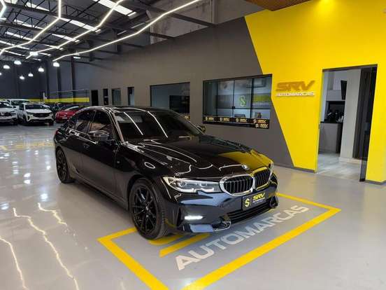 BMW-320i-2020