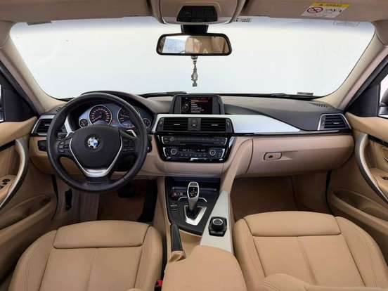 BMW-320i-2.0 M SPORT GP 16V TURBO ACTIVE FLEX 4P AUTOMÁTICO BMW-320i-2017