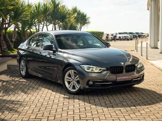 BMW-320i-2.0 SPORT 16V TURBO ACTIVE FLEX 4P AUTOMÁTICO BMW-320i-2017