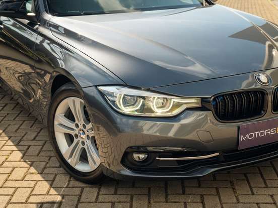 BMW-320i-2.0 SPORT 16V TURBO ACTIVE FLEX 4P AUTOMÁTICO BMW-320i-2017