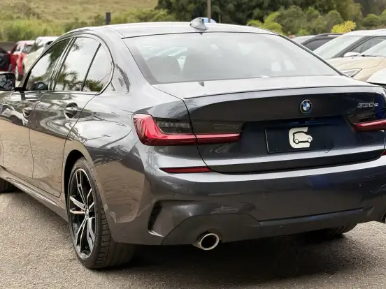 BMW-330e-2.0 16V TURBO HÍBRIDO M SPORT AUTOMÁTICO BMW-330e-2022