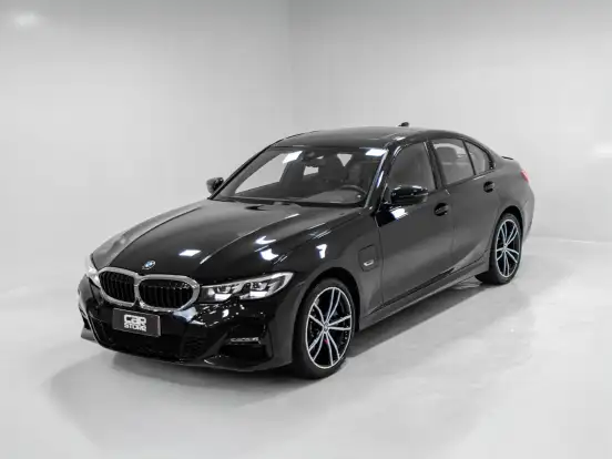 BMW-330e-2.0 16V TURBO HÍBRIDO M SPORT AUTOMÁTICO BMW-330e-2022