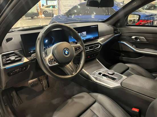BMW-330e-2.0 16V TURBO HÍBRIDO M SPORT AUTOMÁTICO BMW-330e-2024