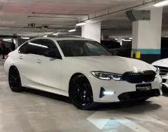 BMW 330i 2.0 16V TURBO GASOLINA SPORT AUTOMÁTICO BMW 330i 2.0 16V TURBO GASOLINA SPORT AUTOMÁTICO