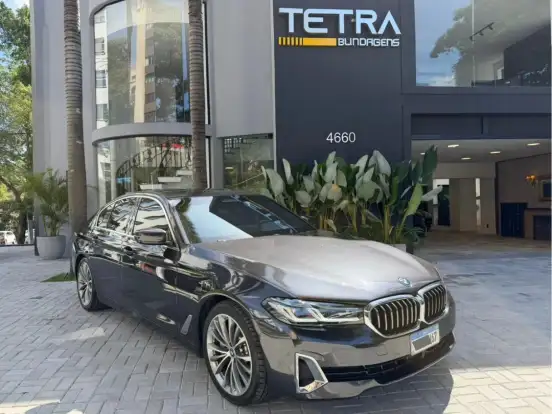 BMW-530e-2.0 16V TWINPOWER HÍBRIDO LUXURY AUTOMÁTICO BMW-530e-2022