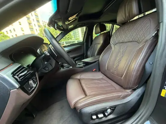 BMW-530e-2.0 16V TWINPOWER HÍBRIDO LUXURY AUTOMÁTICO BMW-530e-2022
