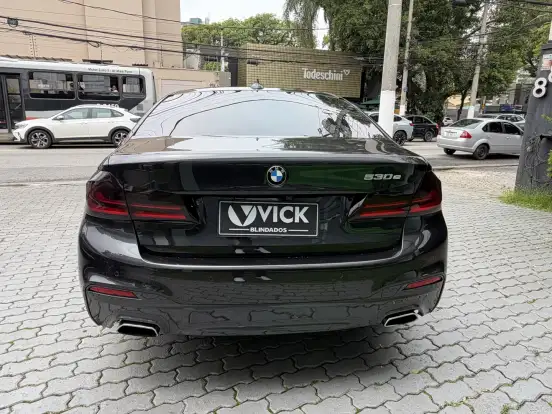 BMW-530e-2.0 16V TWINPOWER HÍBRIDO M SPORT AUTOMÁTICO BMW-530e-2020
