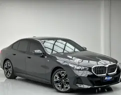 BMW 530e 2.0 TWINPOWER PHEV M SPORT AUTOMÁTICO BMW 530e 2.0 TWINPOWER PHEV M SPORT AUTOMÁTICO
