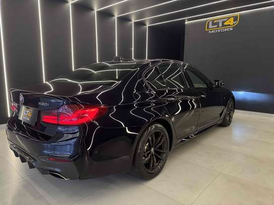 BMW-530i-2017