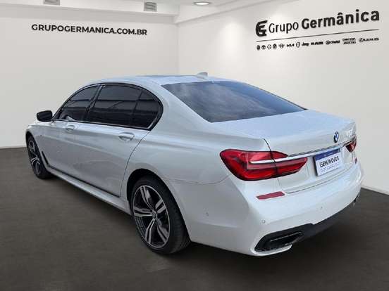BMW-750Li-4.4 V8 32V GASOLINA 4P AUTOMÁTICO BMW-750Li-2016