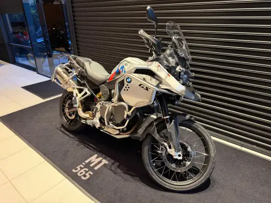 BMW-F 900 GS ADVENTURE BMW-F 900 GS ADVENTURE-2025