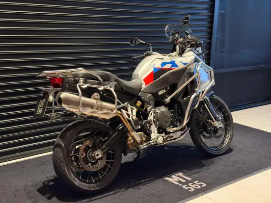 BMW-F 900 GS ADVENTURE BMW-F 900 GS ADVENTURE-2025