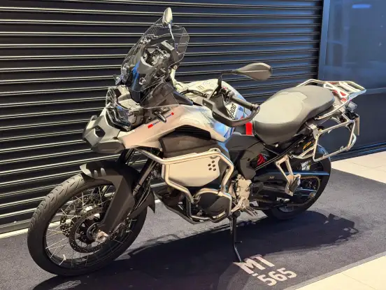 BMW-F 900 GS ADVENTURE BMW-F 900 GS ADVENTURE-2025