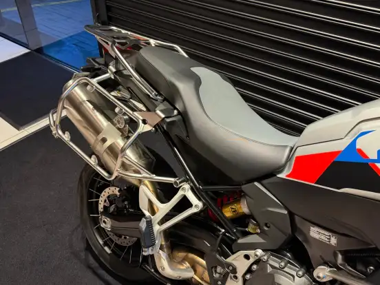 BMW-F 900 GS ADVENTURE-2025