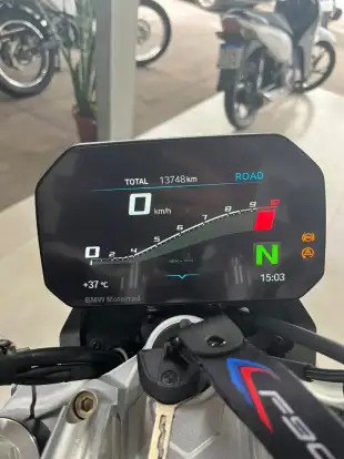 BMW-F 900 R SPORT-2022