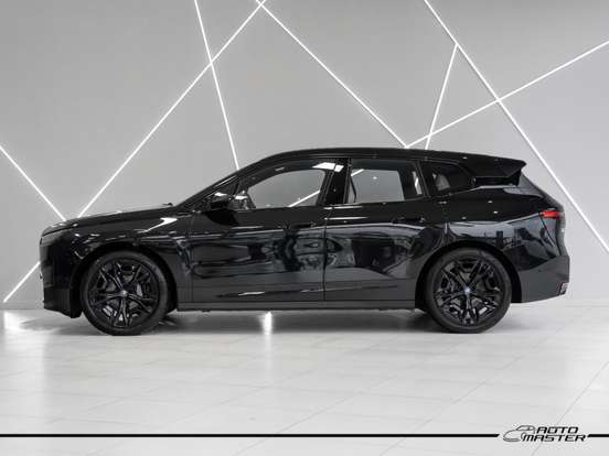 BMW-iX-2024