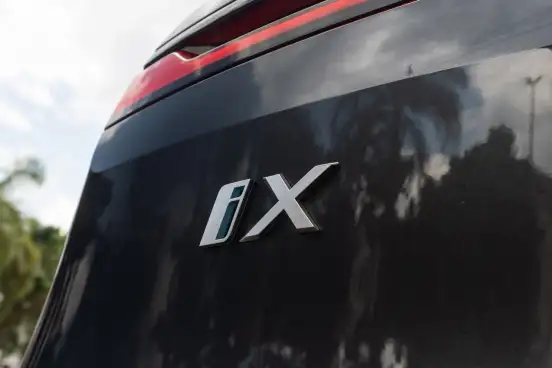 BMW-iX-2022