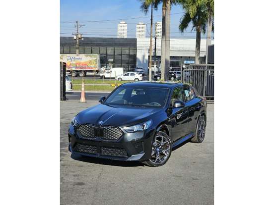 BMW-iX2-64,8 KW ELÉTRICO XDRIVE30 M SPORT BMW-iX2-2026