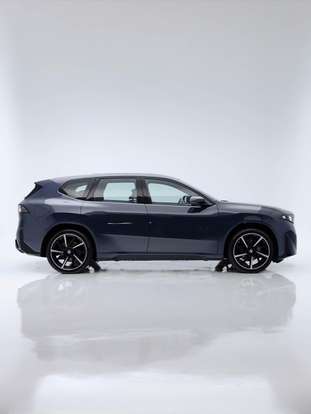 BMW-iX3-2026