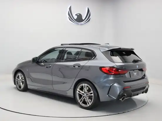 BMW-M 135i-2.0 16V TURBO GASOLINA XDRIVE AUTOMÁTICO BMW-M 135i-2020