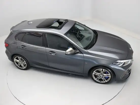 BMW-M 135i-2.0 16V TURBO GASOLINA XDRIVE AUTOMÁTICO BMW-M 135i-2020