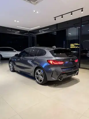 BMW-M 135i-2.0 16V TURBO GASOLINA XDRIVE AUTOMÁTICO BMW-M 135i-2020