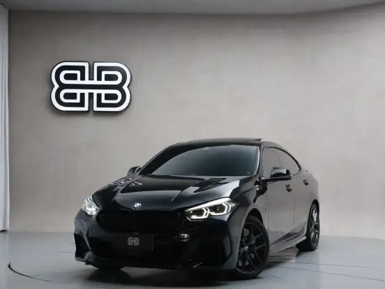 BMW-M 235i-2.0 TWINTURBO GASOLINA XDRIVE GRAN COUPE DARK EDITION AUTOMÁTICO BMW-M 235i-2021