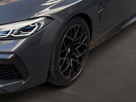 BMW-M8-2021