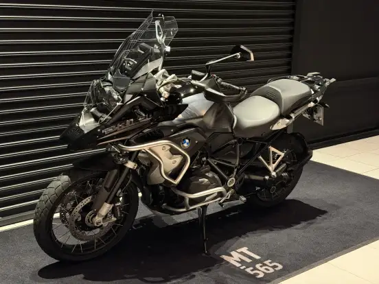 BMW-R 1250 GS TRIPLE BLACK BMW-R 1250 GS TRIPLE BLACK-2023