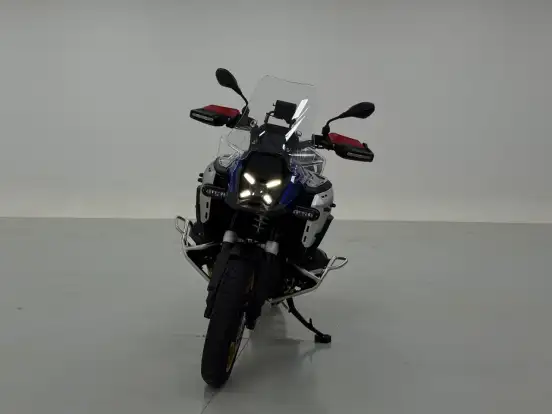 BMW-R 1300 GS ADVENTURE BMW-R 1300 GS ADVENTURE-2025