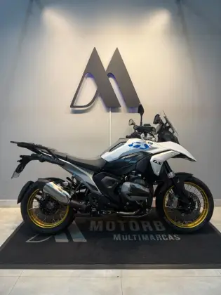 BMW R 1300 GS PLUS 
