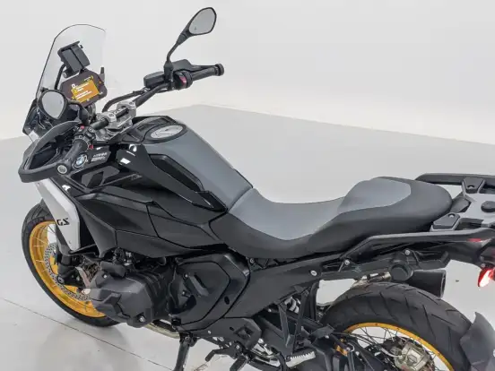 BMW-R 1300 GS TRIPLE BLACK-2024