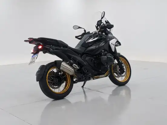 BMW-R 1300 GS TRIPLE BLACK-2024