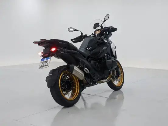 BMW-R 1300 GS TRIPLE BLACK-2024