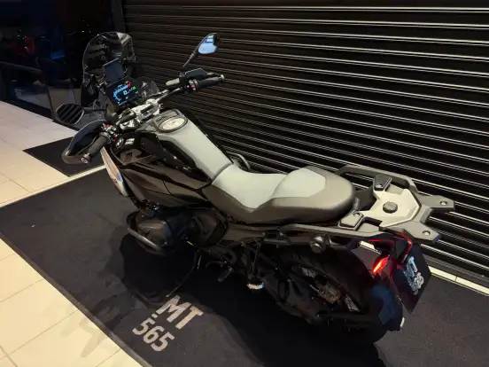 BMW-R 1300 GS TRIPLE BLACK-2025