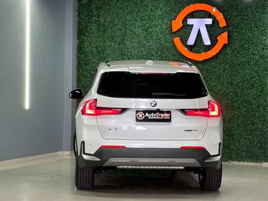 BMW-X1-2022