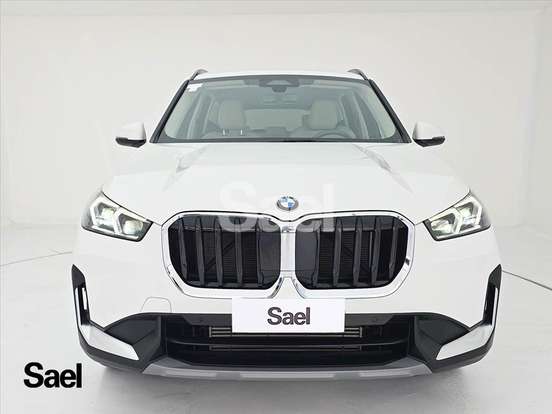BMW-X1-2024